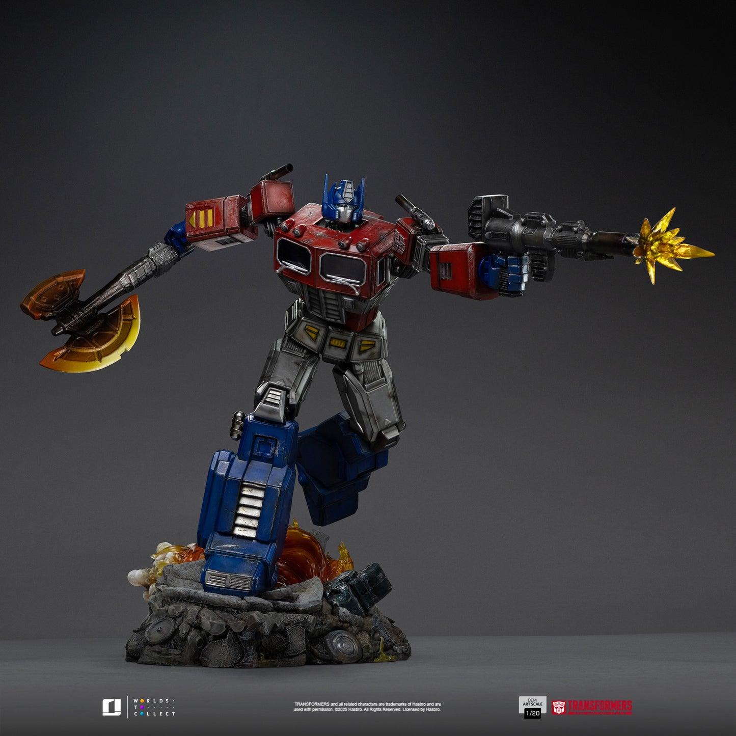 Optimus Prime Transformers 1/20 Scale Statue Pre-order