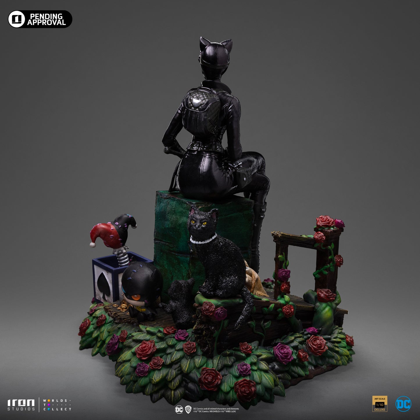 Catwoman Deluxe Gothan City Sirens 1/10 Scale Statue