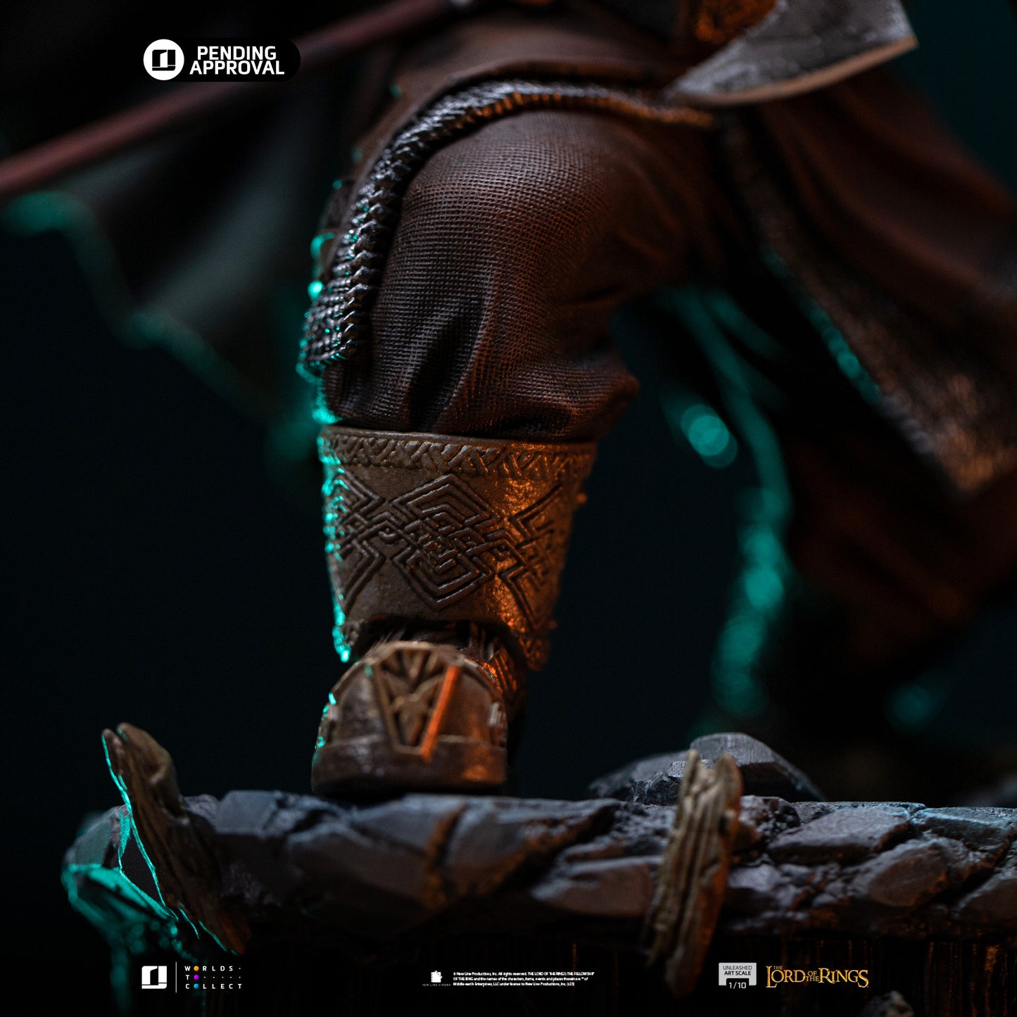 Gimli Unleashed LOTR 1/10 Scale Statue Pre-order