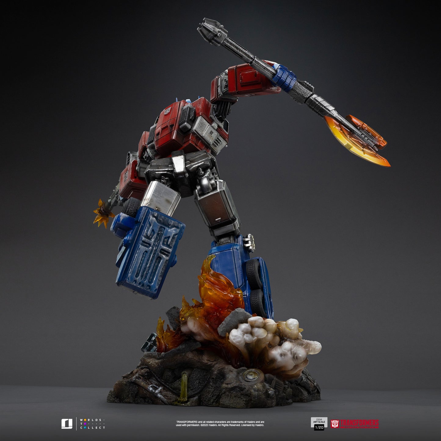 Optimus Prime Transformers 1/20 Scale Statue Pre-order