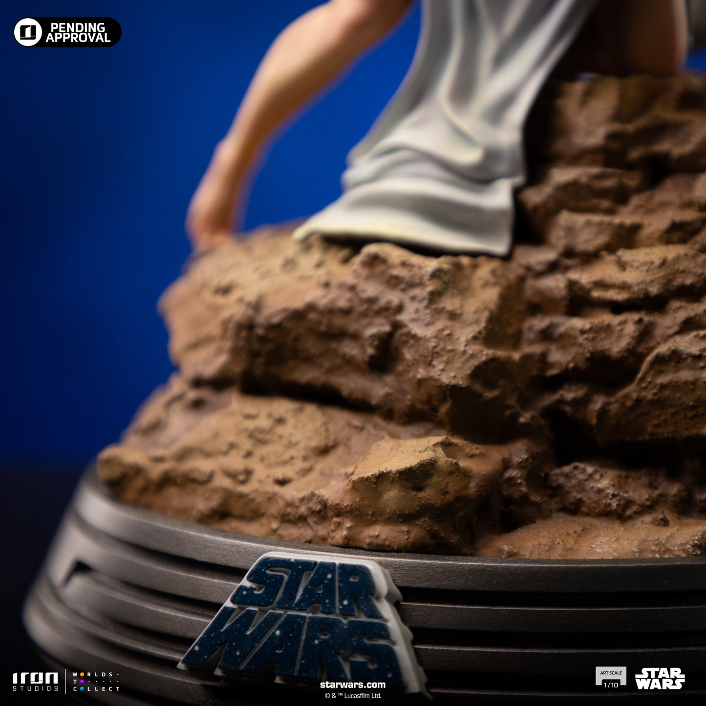 Luke and Leia Movie Poster Star Wars 1/10 Scale Statue Pre-order