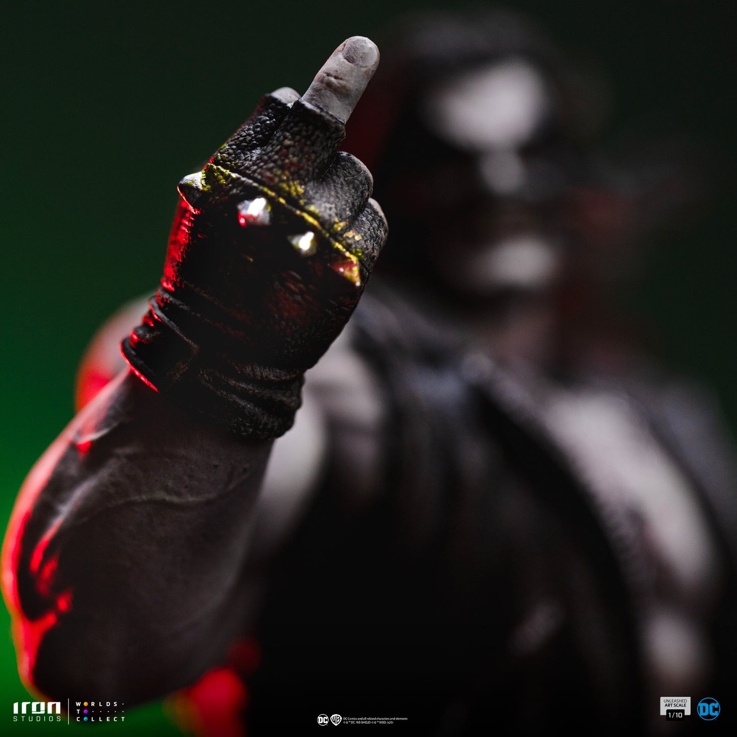 Lobo Unleashed DC Comics 1/10 Scale Statue Pre-order