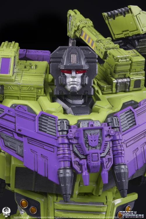 Devastator Transformers G1 Museum Scale Statue Pre-order