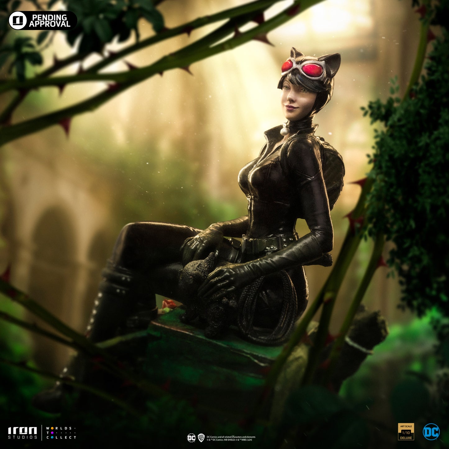 Catwoman Deluxe Gothan City Sirens 1/10 Scale Statue