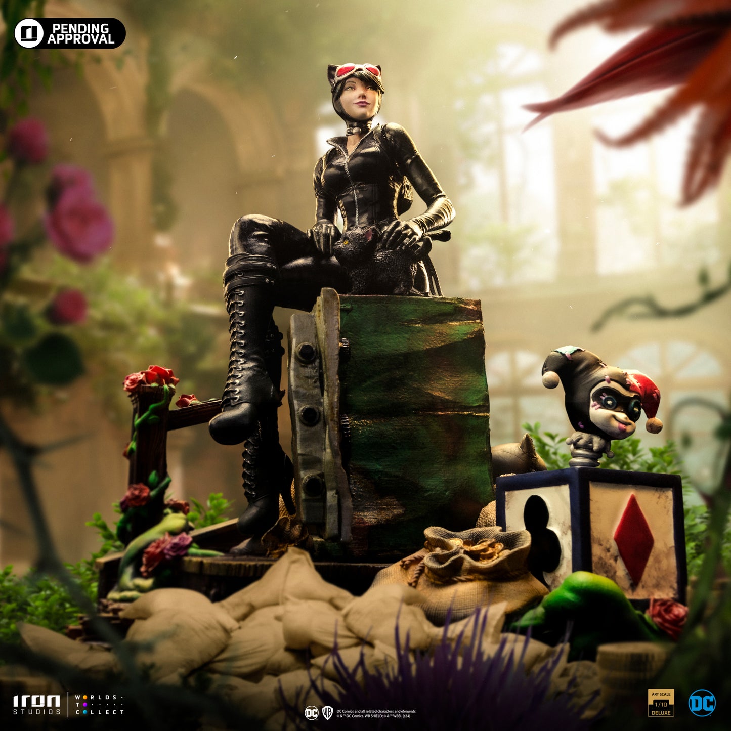 Catwoman Deluxe Gothan City Sirens 1/10 Scale Statue