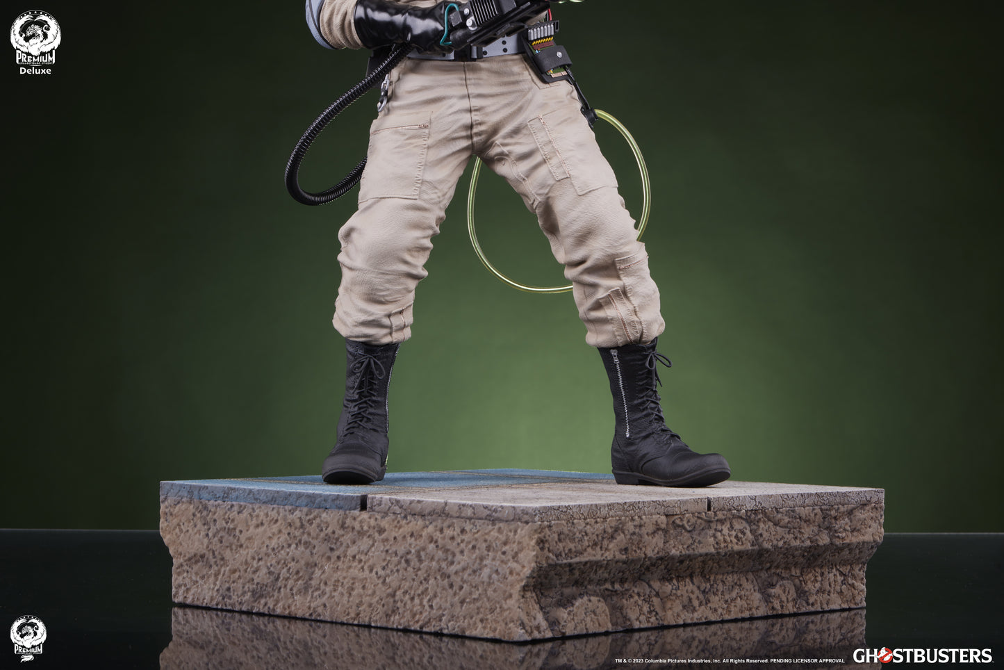 Ray Stantz Deluxe Ghosbusters 1/4 Scale Statue Pre-order