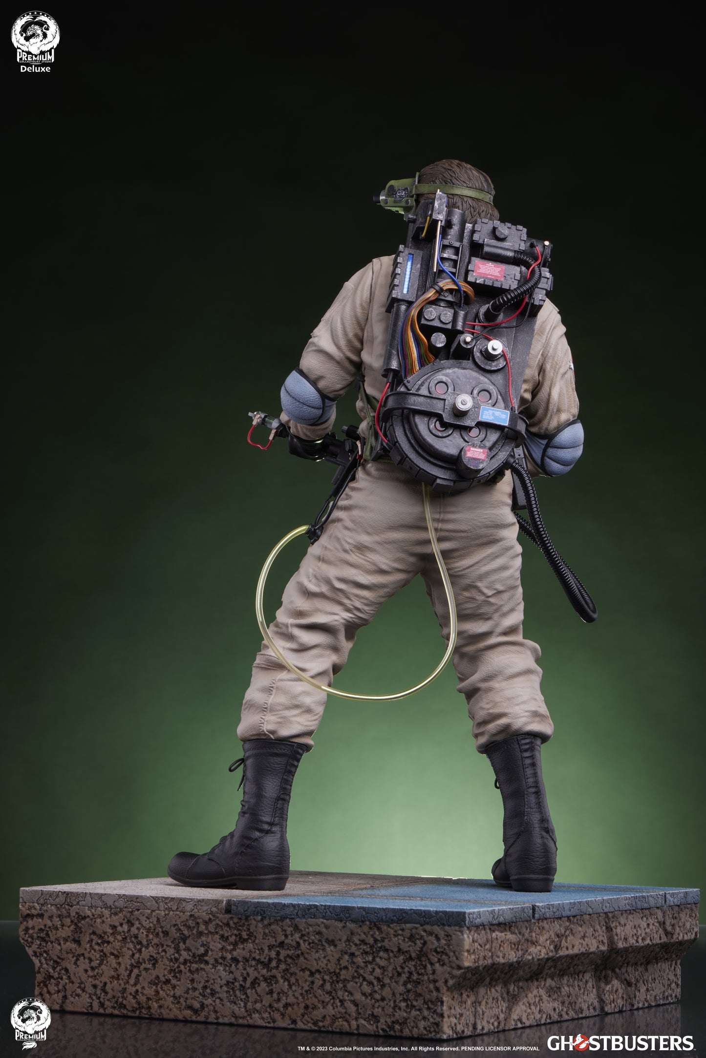 Ray Stantz Deluxe Ghosbusters 1/4 Scale Statue Pre-order