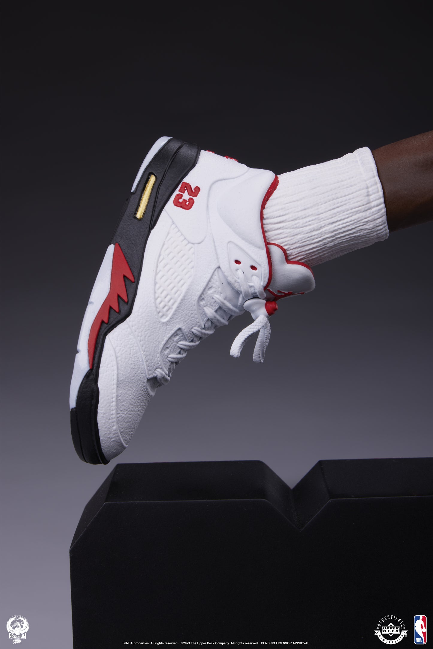 Michael Jordan 1/4 Scale Statue Pre-order