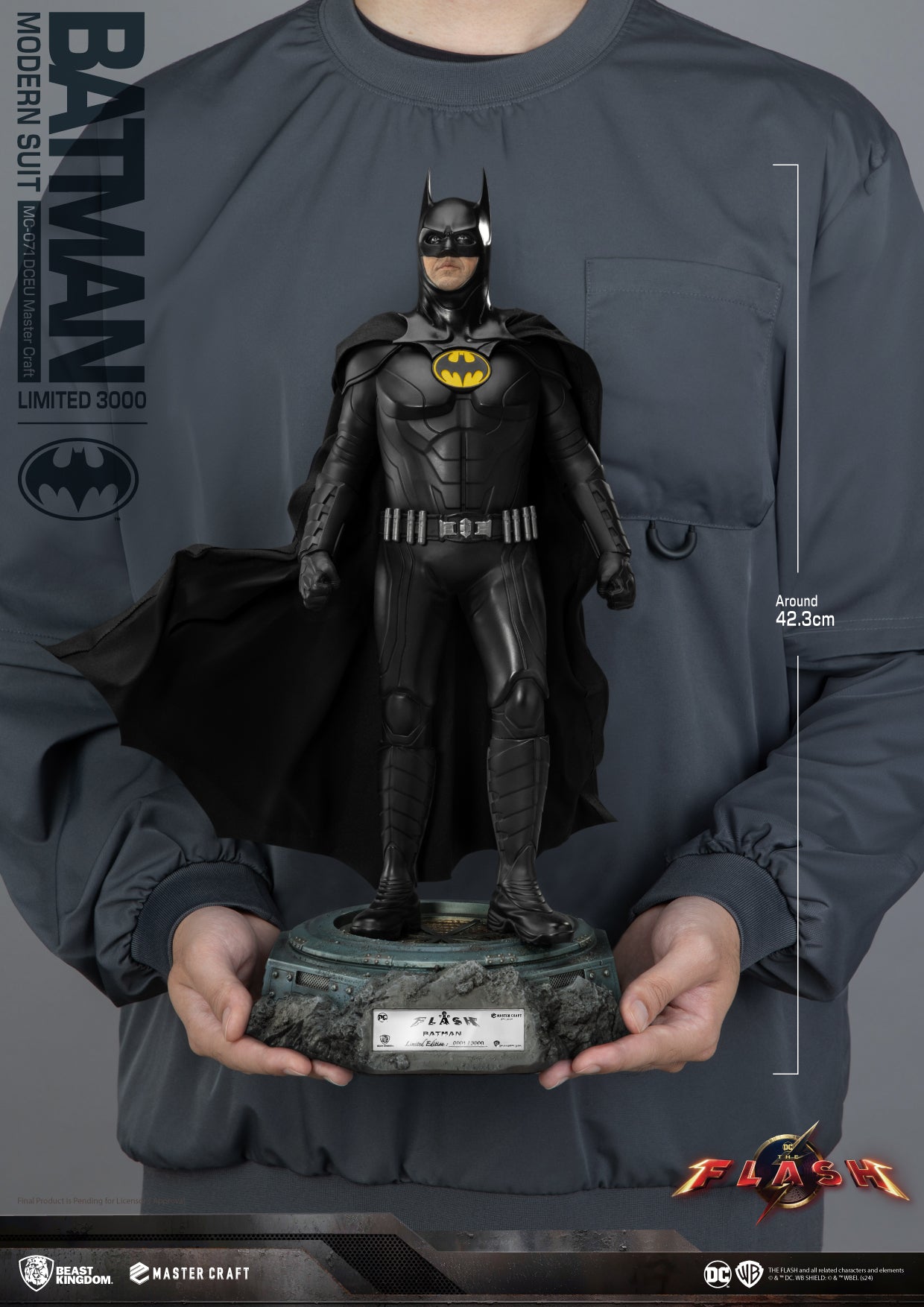 Batman Modern Suit The Flash Master Craft Statue