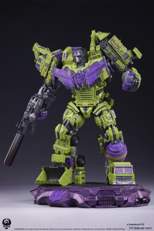 Devastator Transformers G1 Museum Scale Statue Pre-order