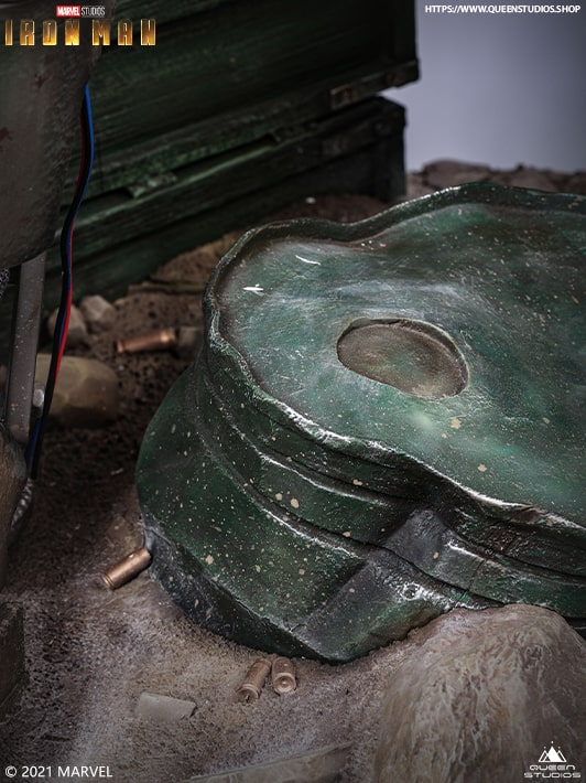 Iron Man Mark I 1/2 Scale Statue