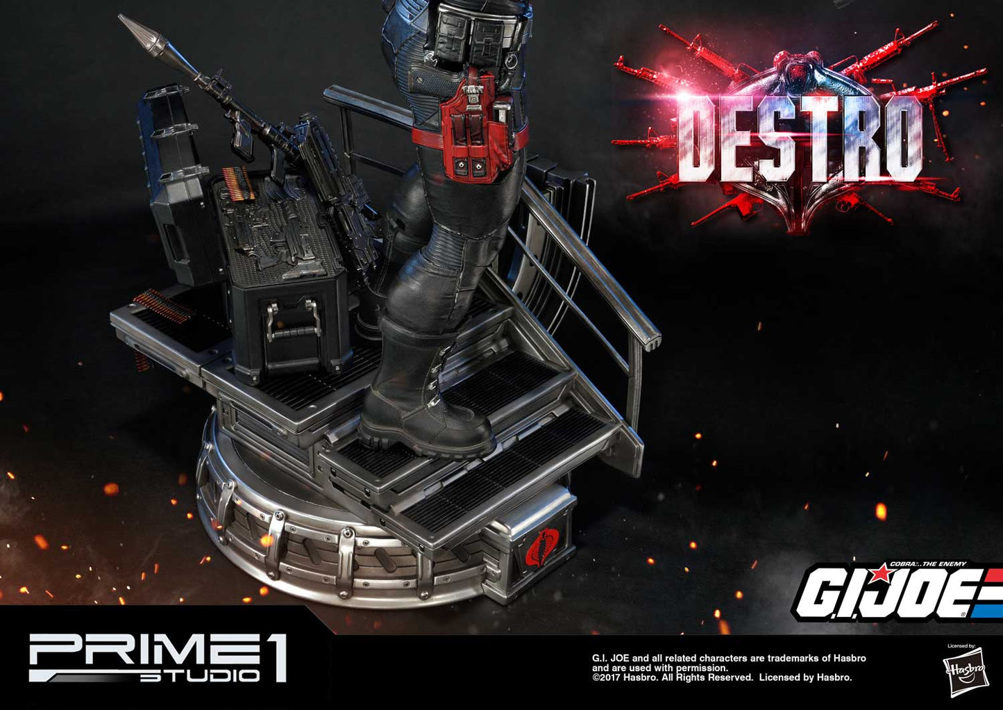 Destro Exclusive G.I. Joe 1/4 Scale Statue