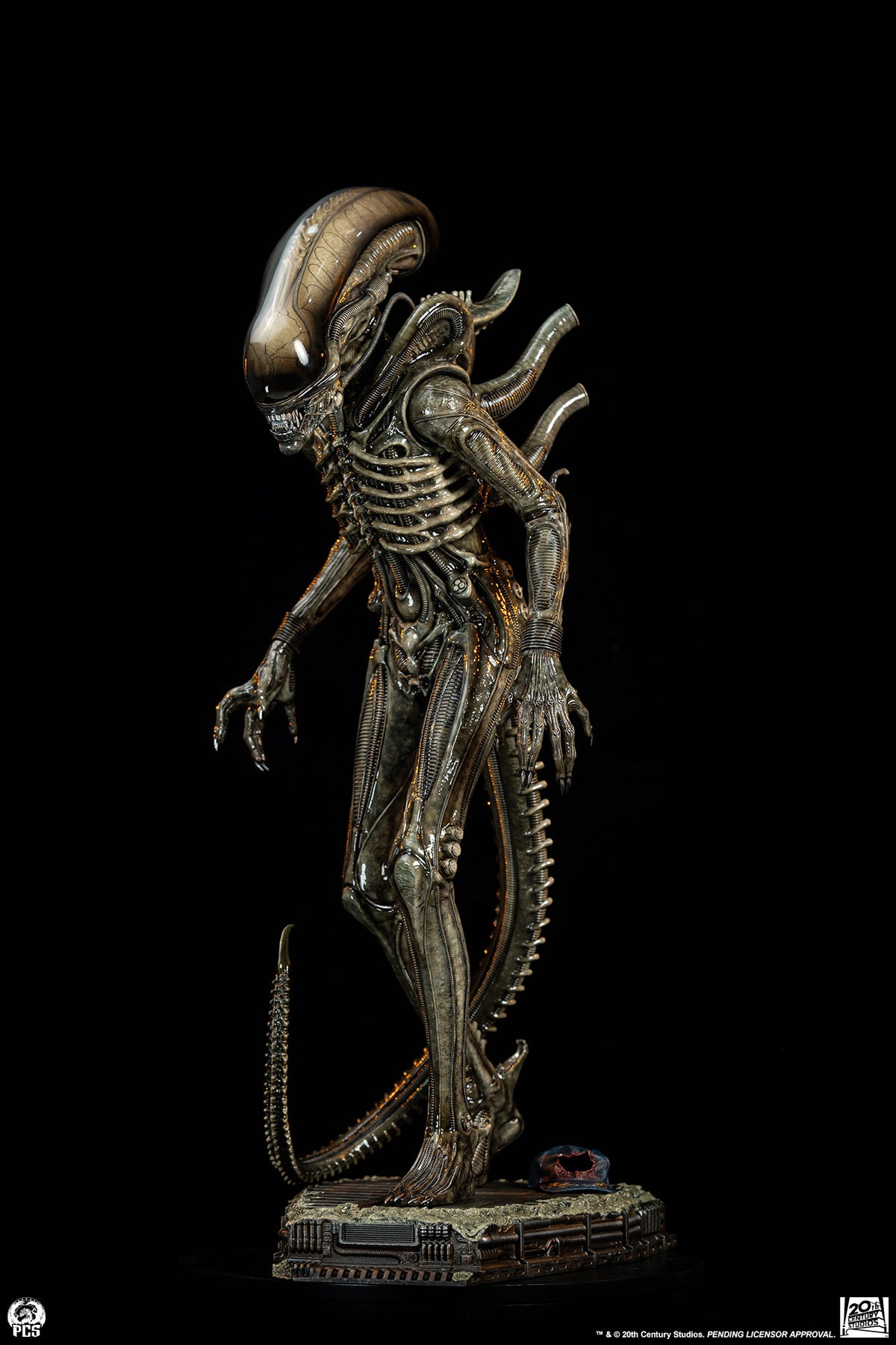 Alien Big Chap Regular 1/2 Scale Statue Pre-order