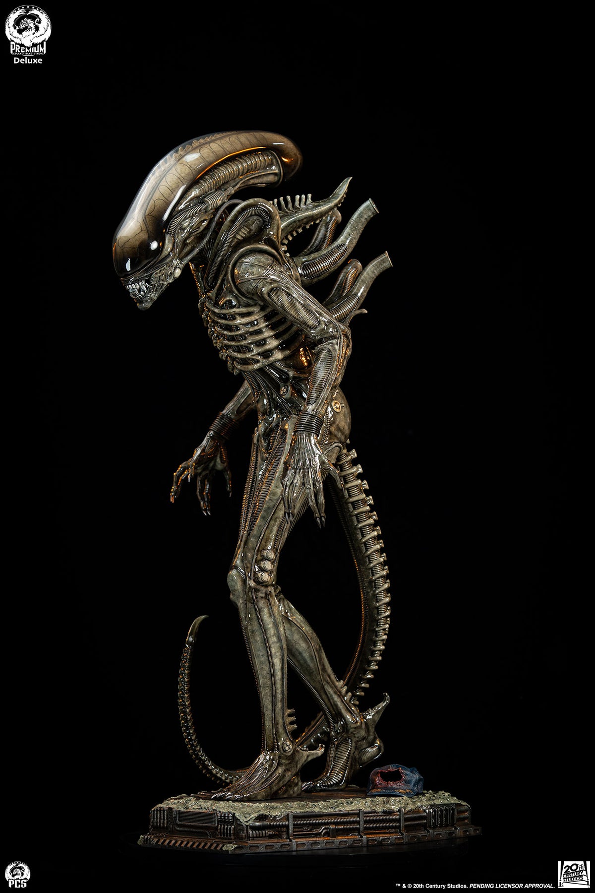 Alien Big Chap Deluxe 1/2 Scale Statue Pre-order