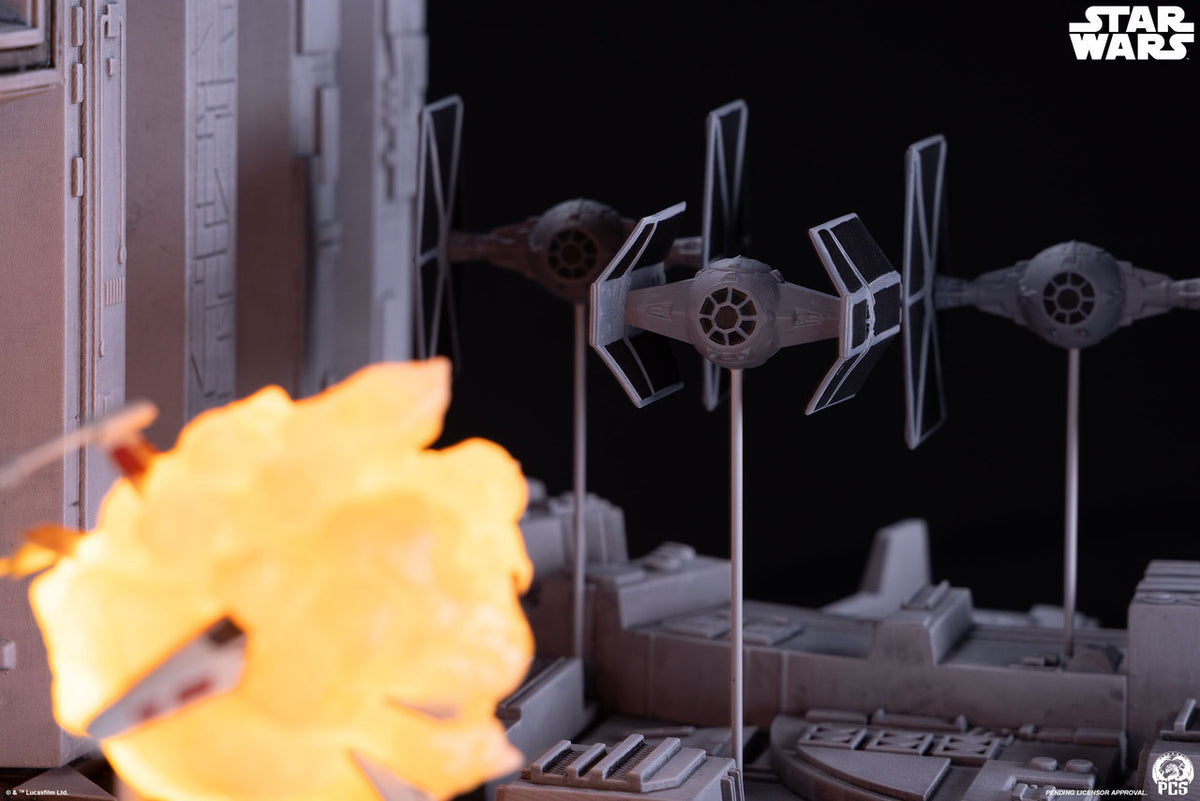 Star Wars Movie Moments: Trench Run Diorama Statue Pre-order