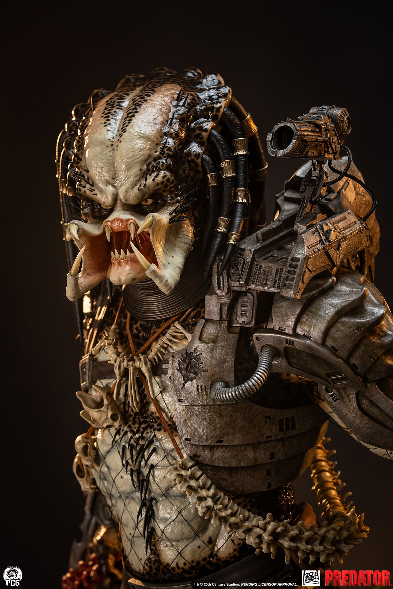 Predator 1/2 Scale Statue Pre-order