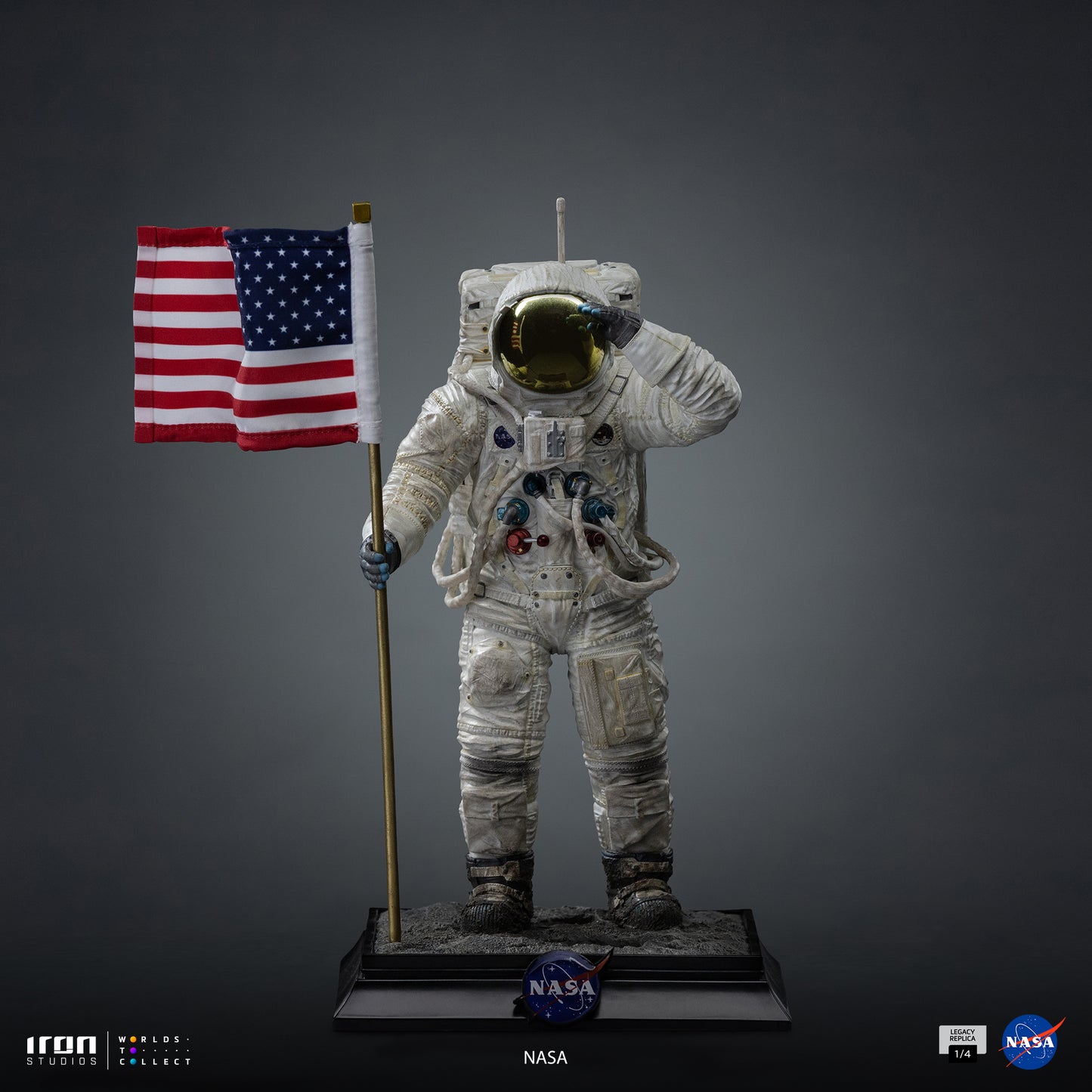 Apollo 11 Astronaut NASA 1/4 Scale Statue Pre-order