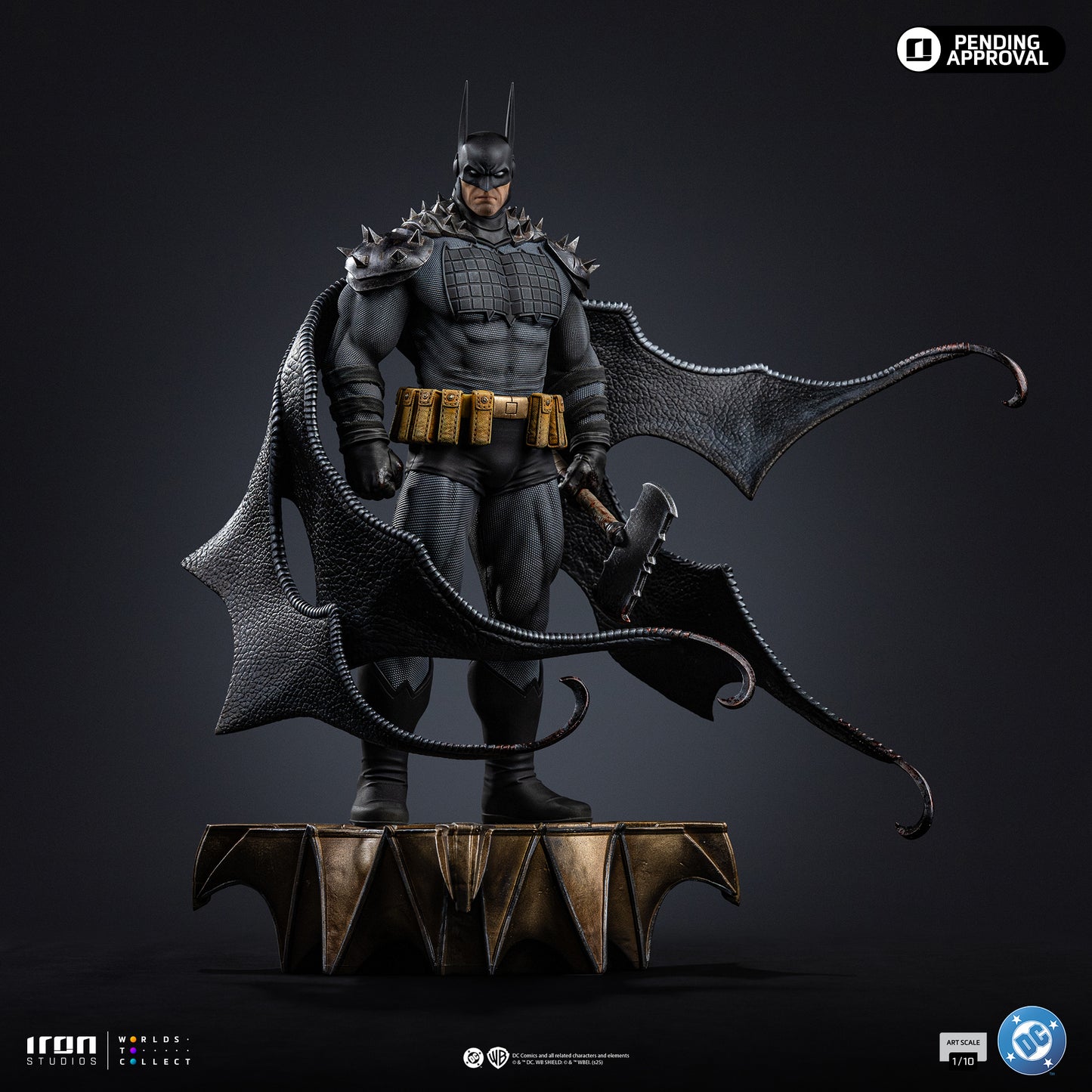 Batman Absolute DC Comics 1/10 Scale Statue Pre-order