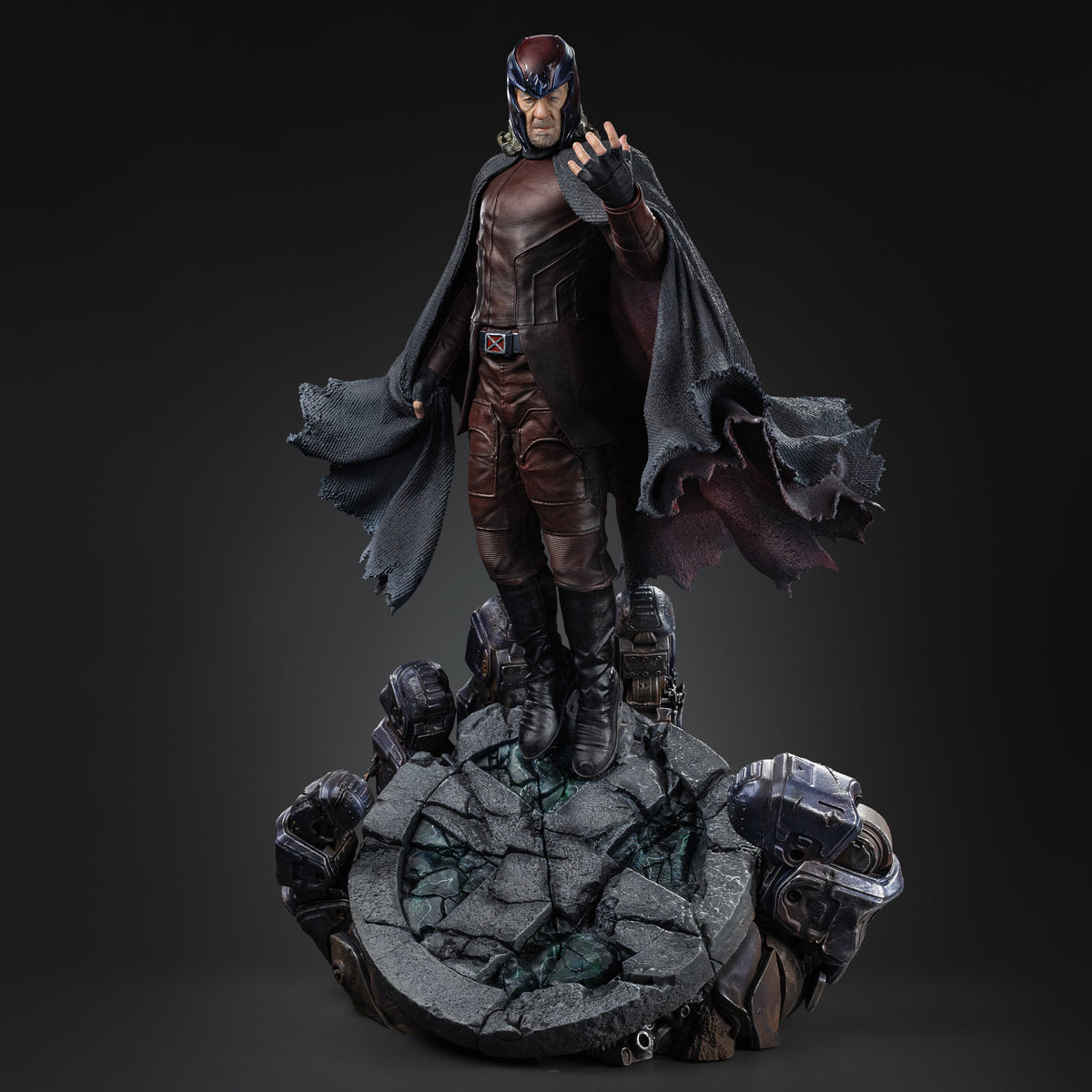 Magneto Avengers Doomsday 1/4 Scale Statue Pre-order