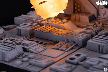 Star Wars Movie Moments: Trench Run Diorama Statue Pre-order