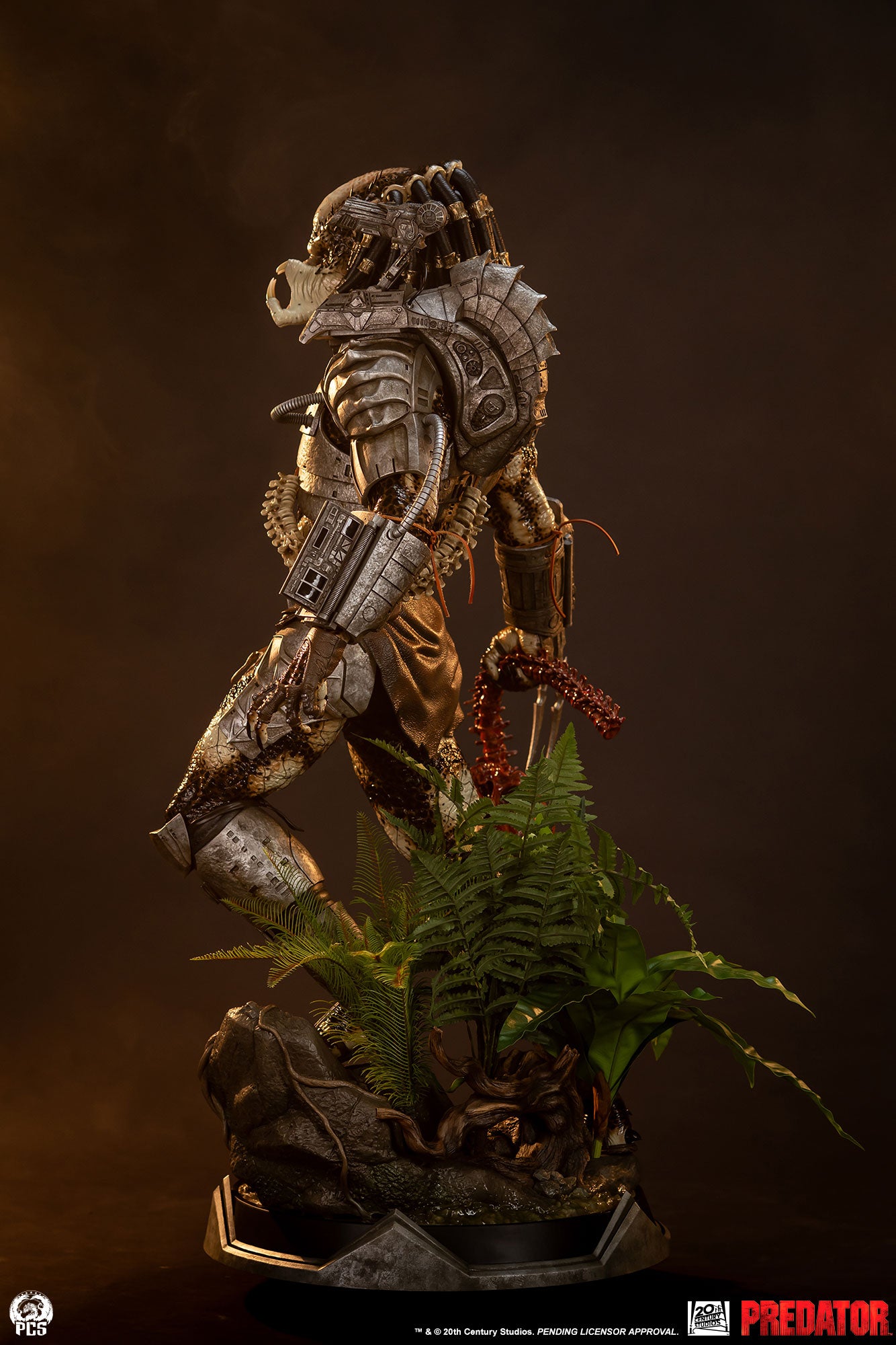 Predator 1/2 Scale Statue Pre-order
