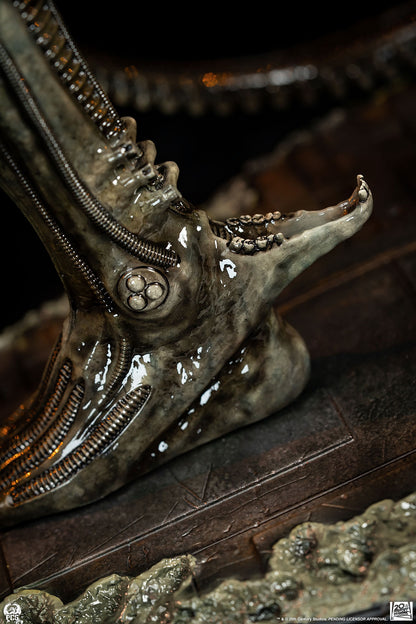 Alien Big Chap Regular 1/2 Scale Statue Pre-order