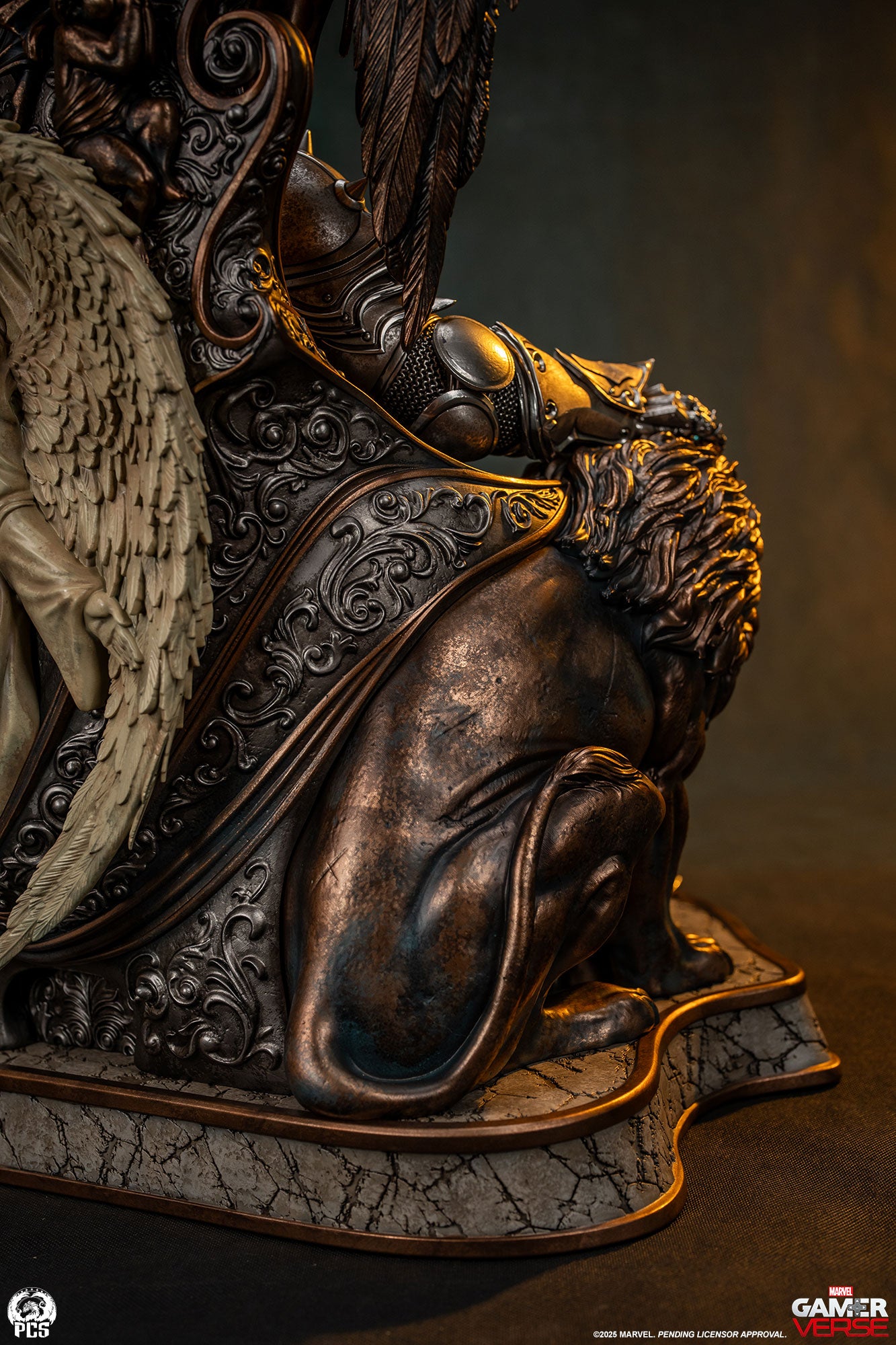 Dr. Doom 1/3 Scale Statue Pre-order