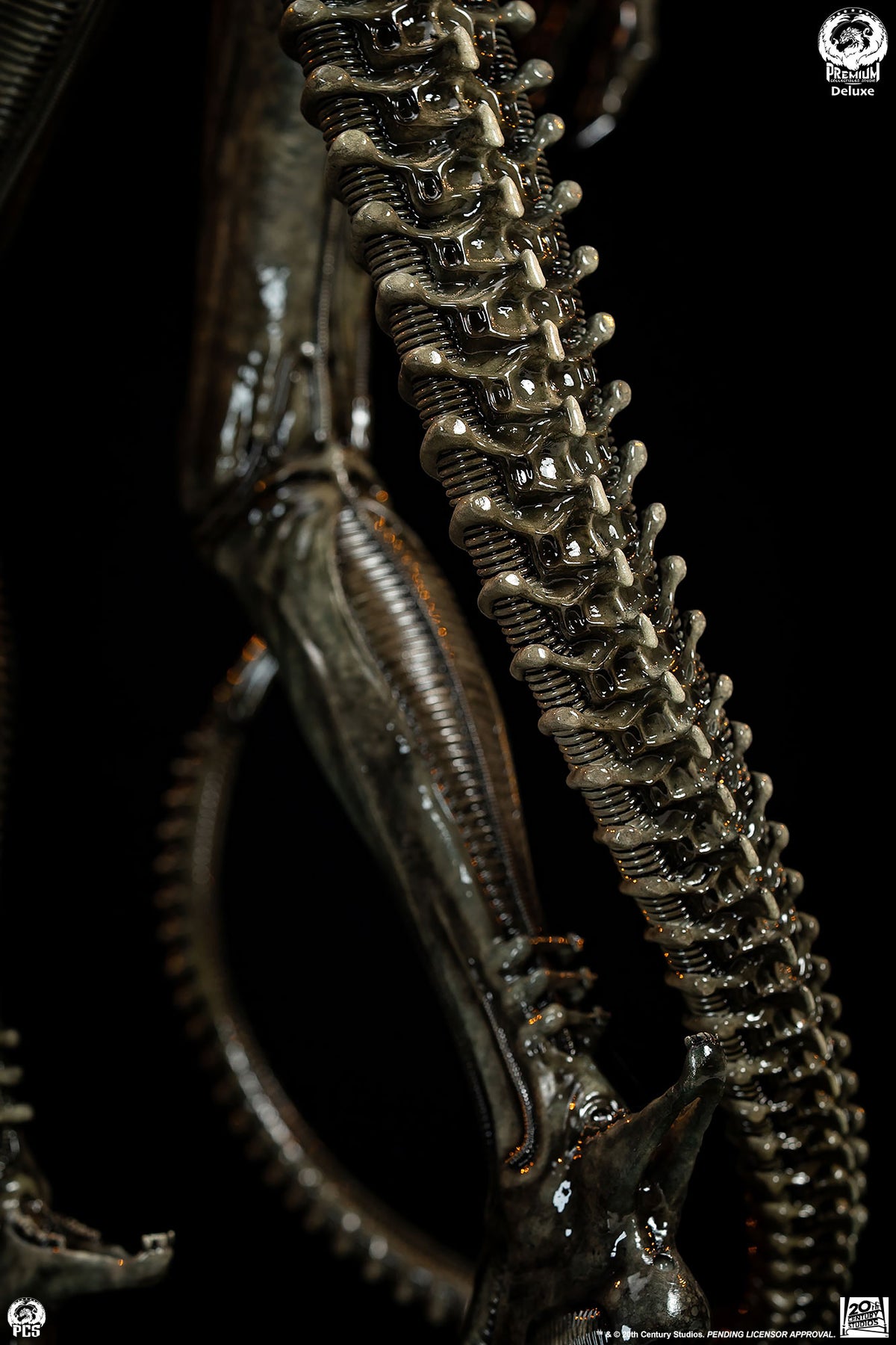 Alien Big Chap Deluxe 1/2 Scale Statue Pre-order