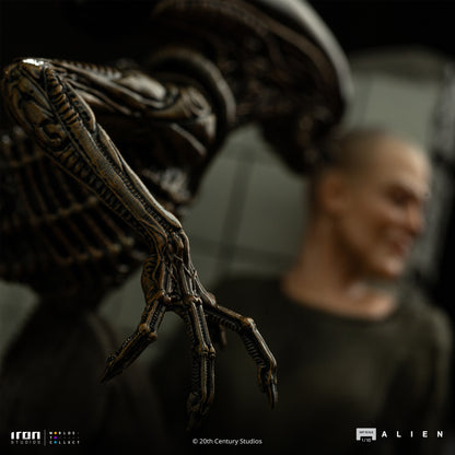 Ellen Ripley and Dog Alien Alien 3 1/10 Scale Statue Pre-order