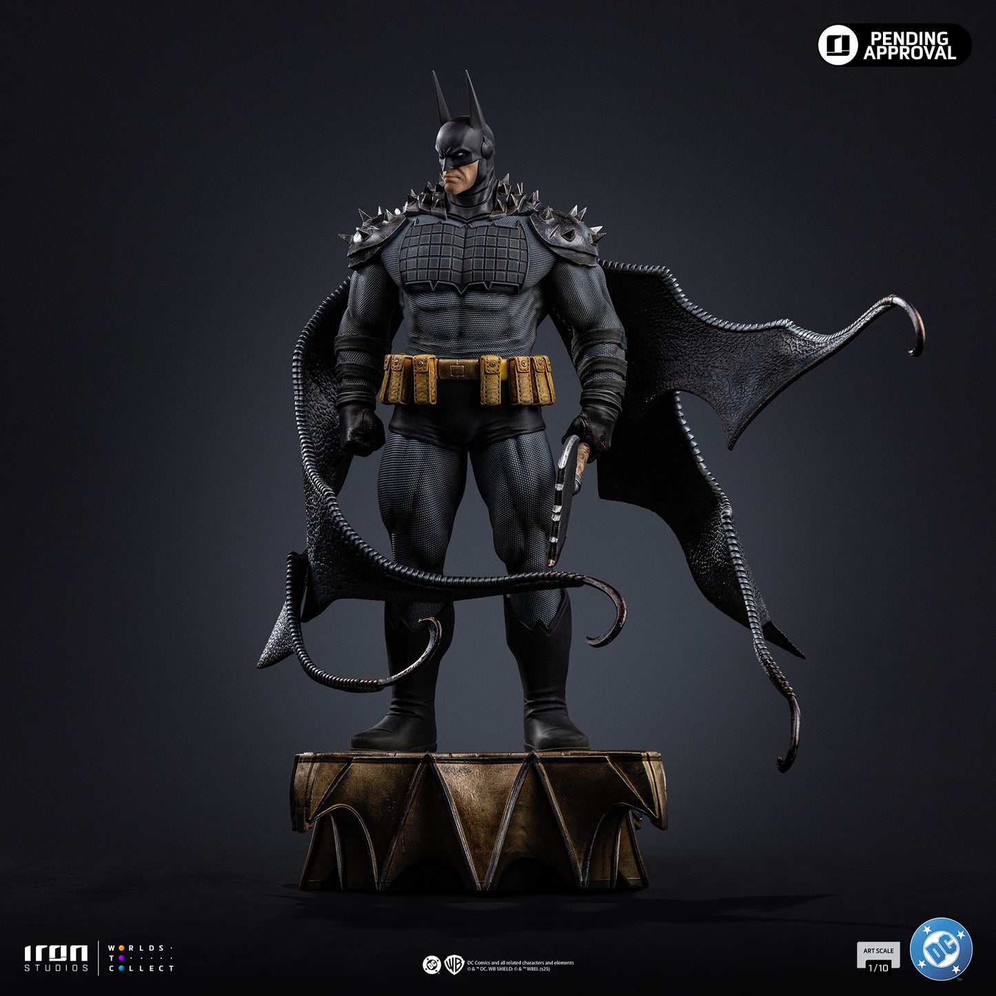 Batman Absolute DC Comics 1/10 Scale Statue Pre-order