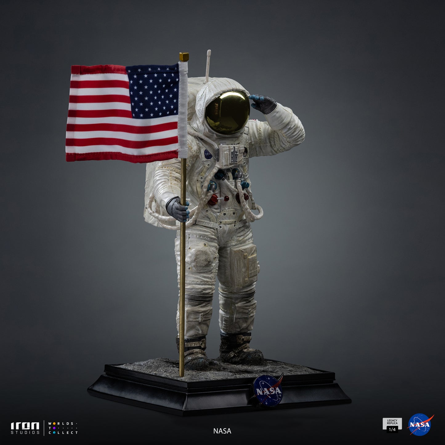 Apollo 11 Astronaut NASA 1/4 Scale Statue Pre-order