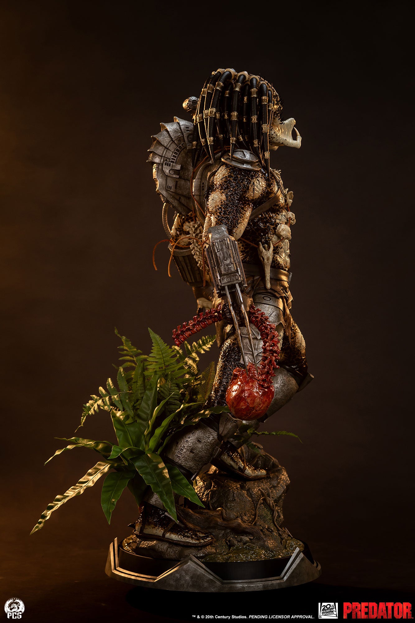 Predator 1/2 Scale Statue Pre-order