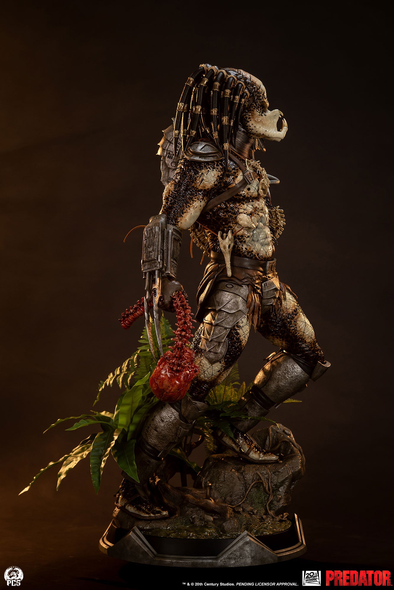 Predator 1/2 Scale Statue Pre-order
