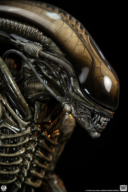 Alien Big Chap Regular 1/2 Scale Statue Pre-order