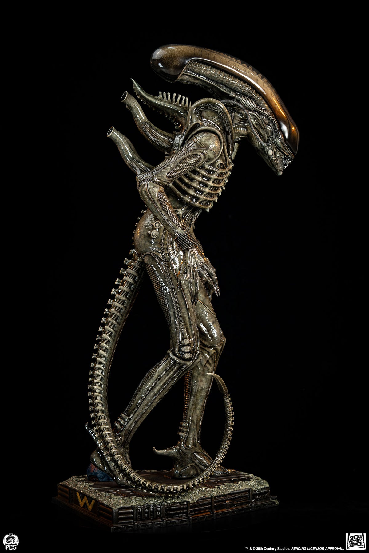 Alien Big Chap Regular 1/2 Scale Statue Pre-order