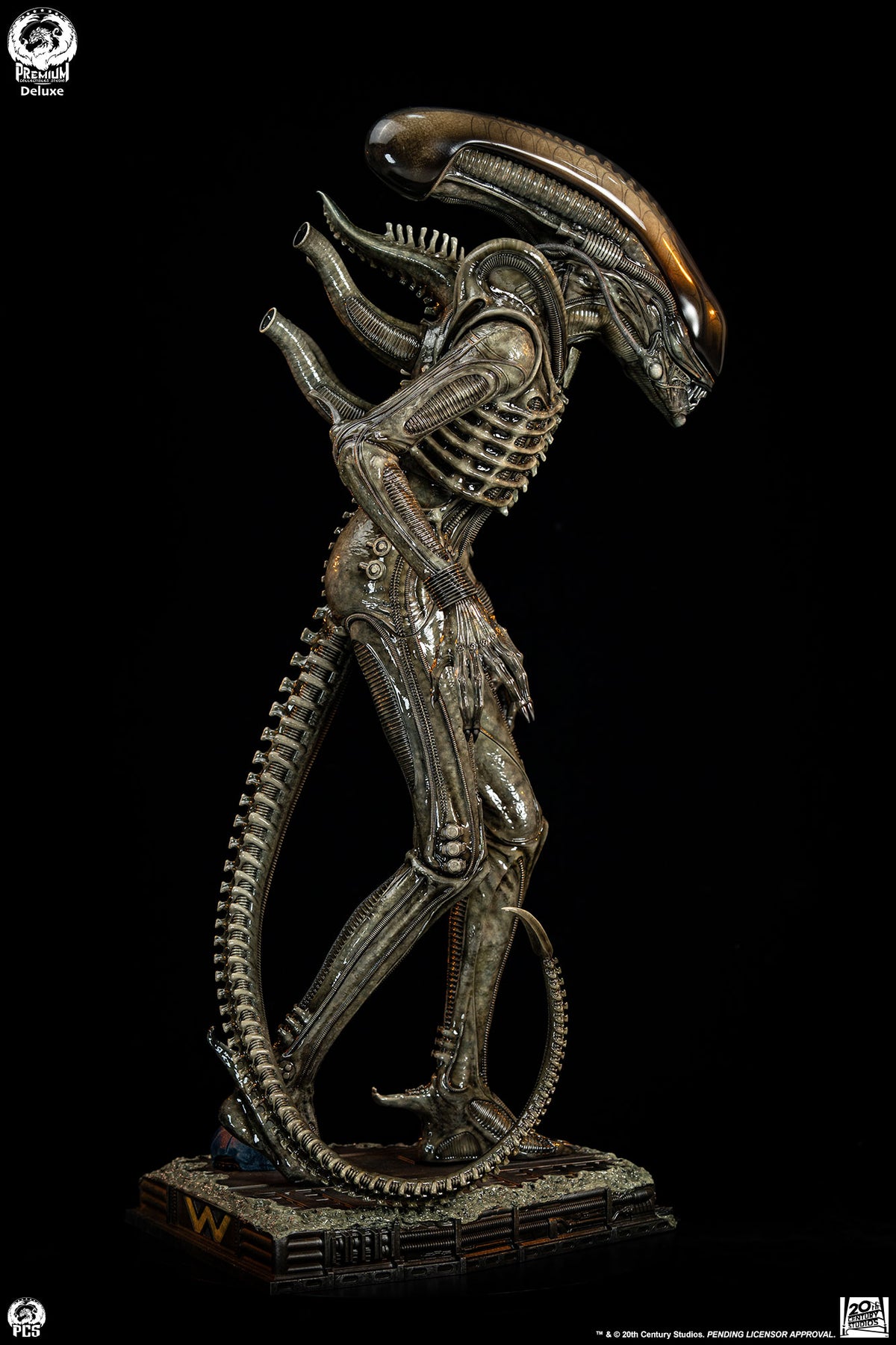 Alien Big Chap Deluxe 1/2 Scale Statue Pre-order