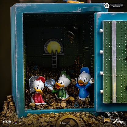 Uncle Scrooge Mcduck and Nephews DuckTales 1/10 Scale Statue Pre-order