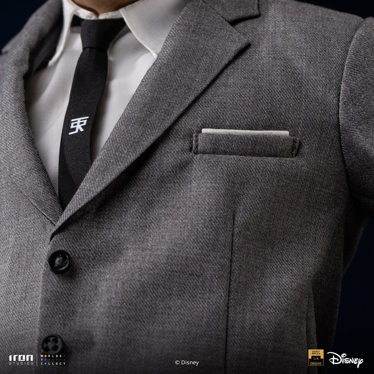 Walt Disney & Mickey Mouse Disney Classics 1/4 Scale Statue Pre-order