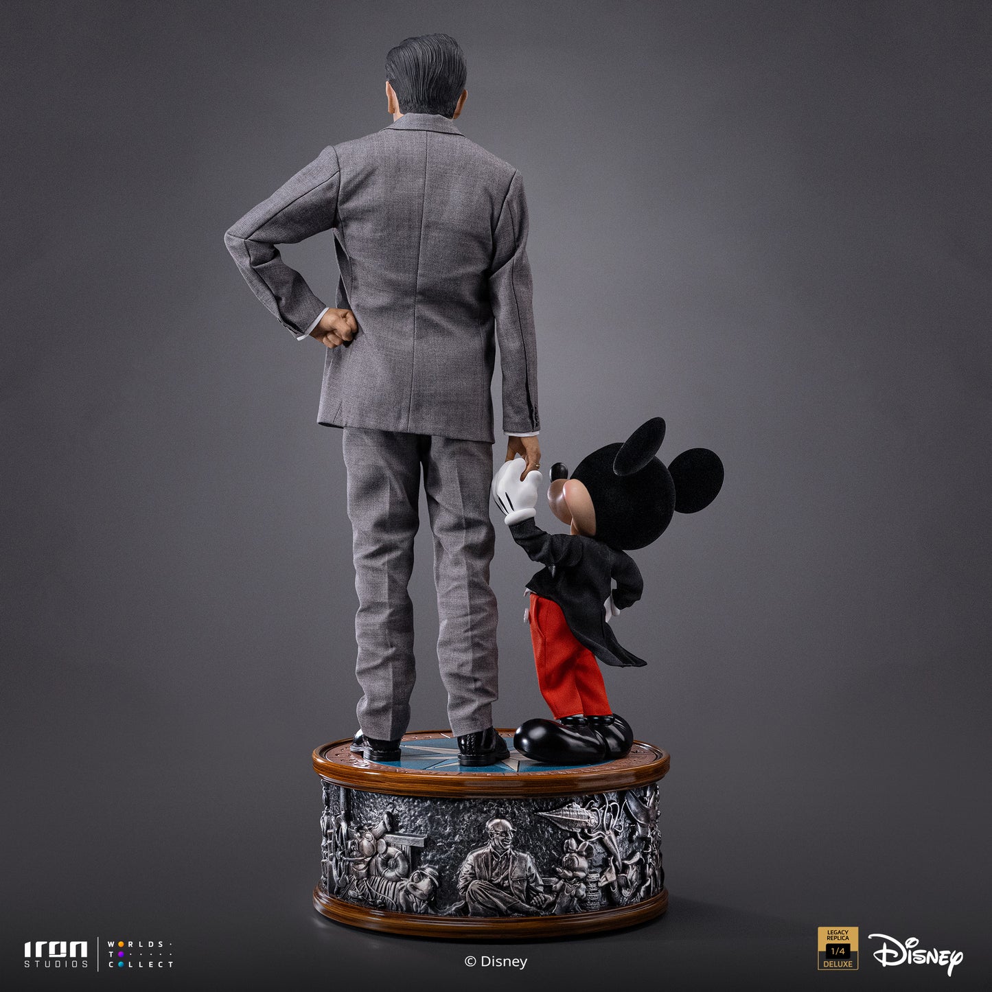 Walt Disney & Mickey Mouse Disney Classics 1/4 Scale Statue Pre-order
