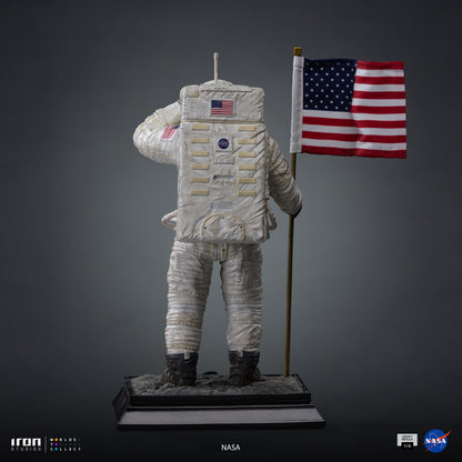 Apollo 11 Astronaut NASA 1/4 Scale Statue Pre-order
