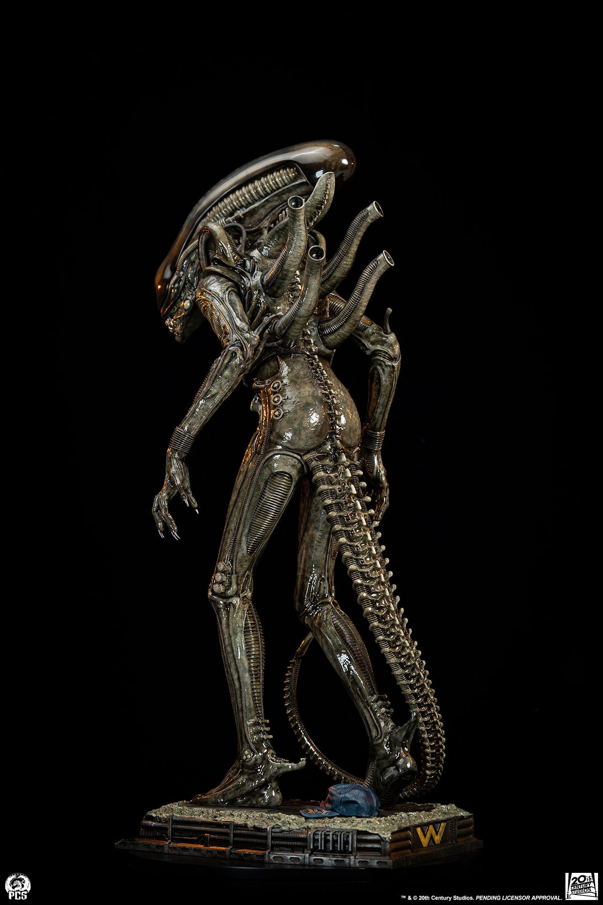 Alien Big Chap Regular 1/2 Scale Statue Pre-order