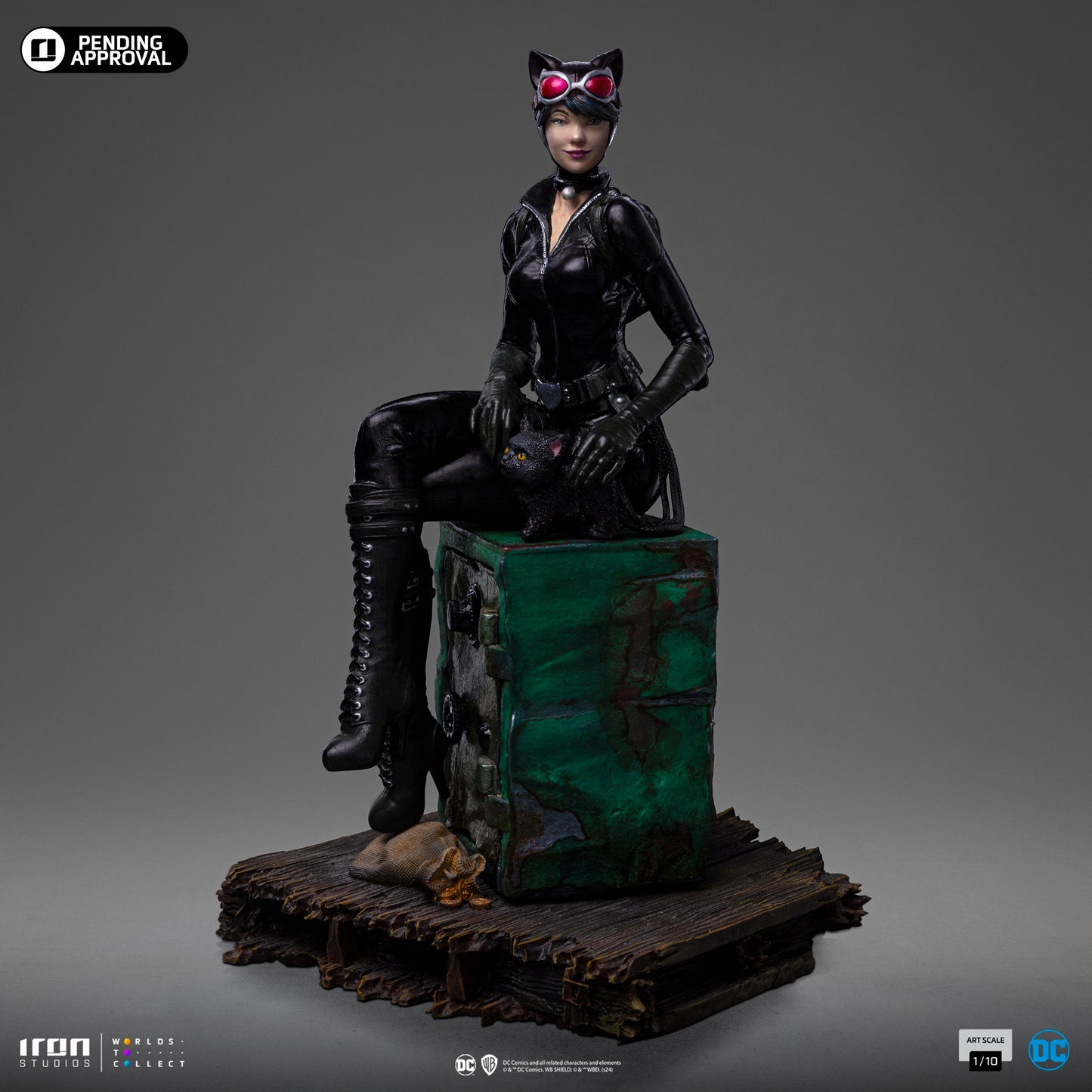 Catwoman Gothan City Sirens 1/10 Scale Statue Pre-order