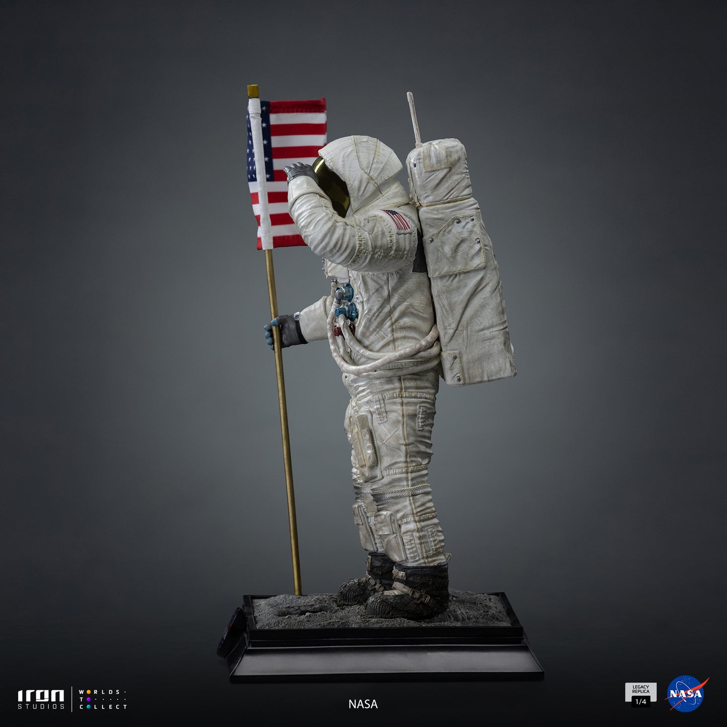 Apollo 11 Astronaut NASA 1/4 Scale Statue Pre-order