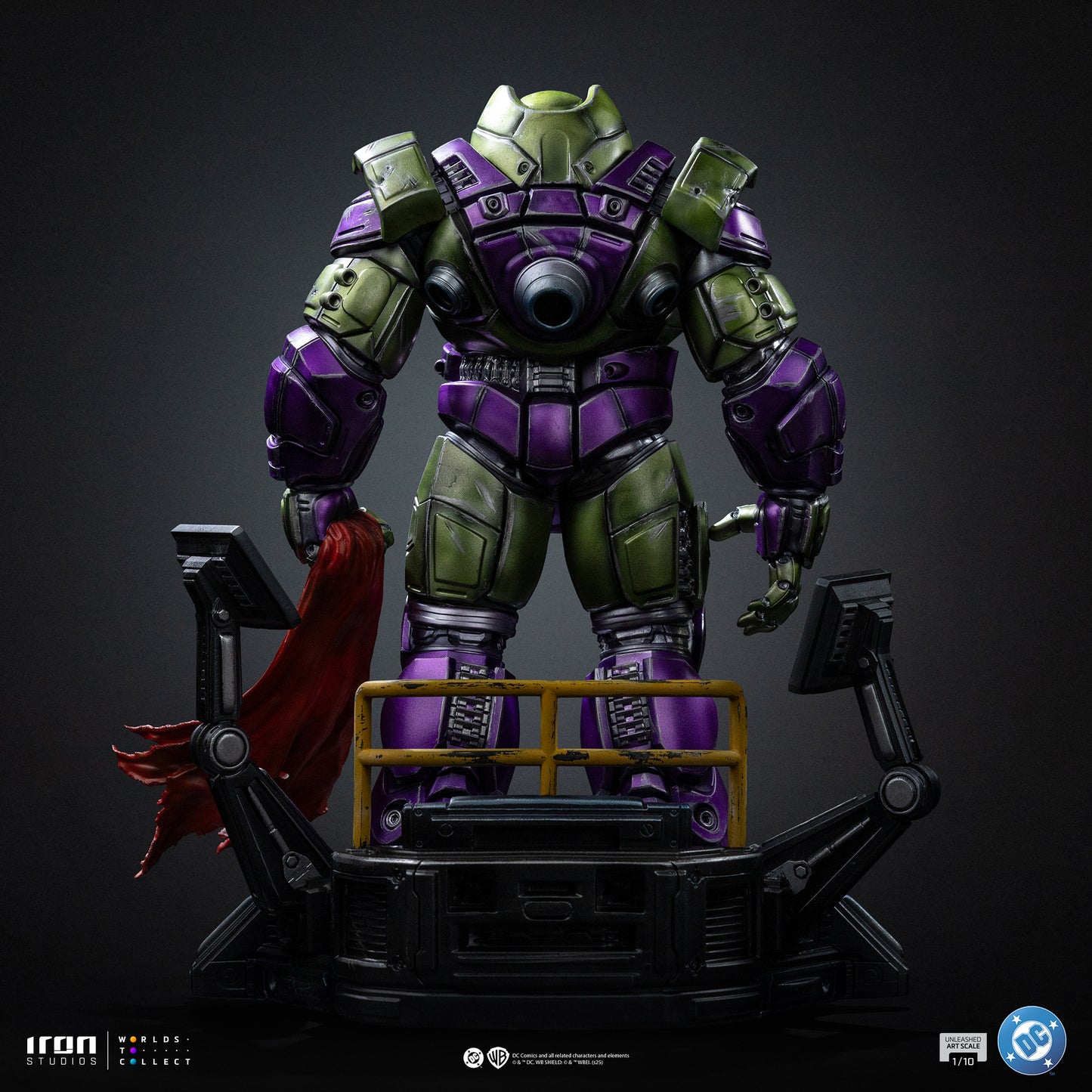 Lex Luthor and Armor Suit Unleashed 1/10 Scale Statue Pre-order