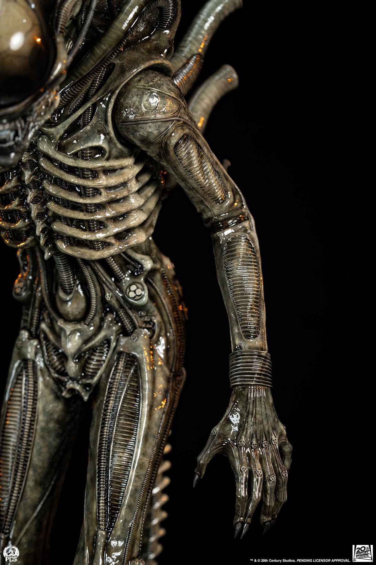 Alien Big Chap Regular 1/2 Scale Statue Pre-order