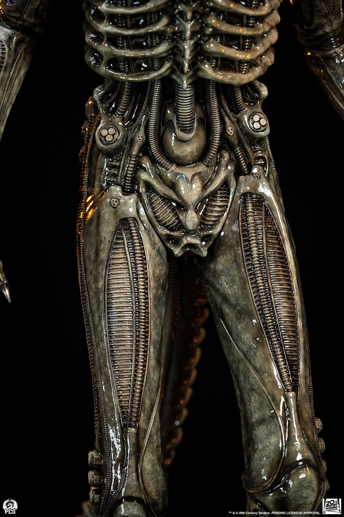 Alien Big Chap Regular 1/2 Scale Statue Pre-order