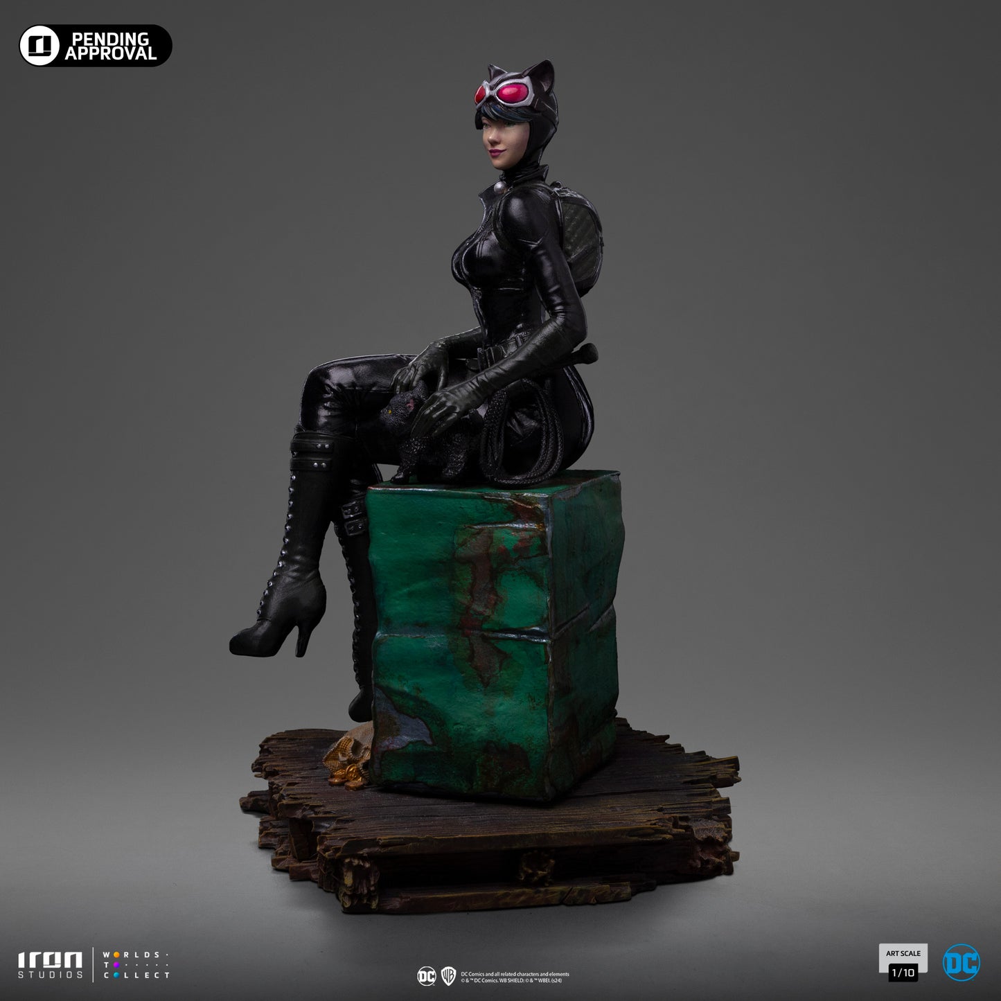 Catwoman Gothan City Sirens 1/10 Scale Statue Pre-order