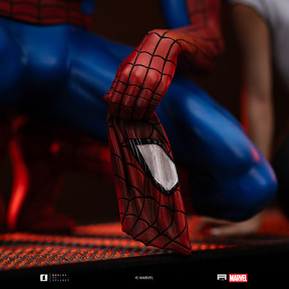 Spider-Man and Mary Jane Diorama 1/6 Scale Statue Pre-order