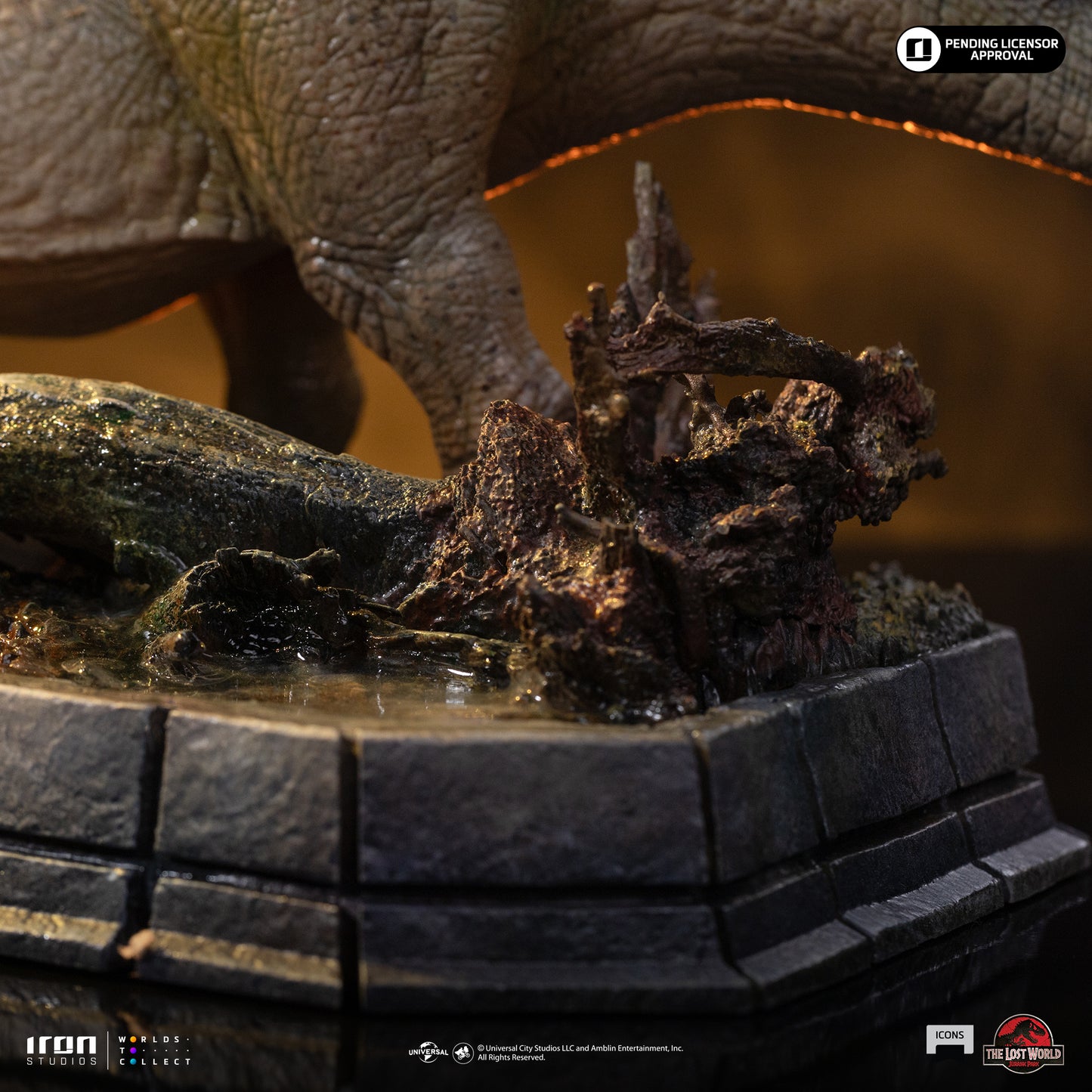 Stegosaurus The Lost World Jurassic Park Icons Non-scale Statue Pre-order