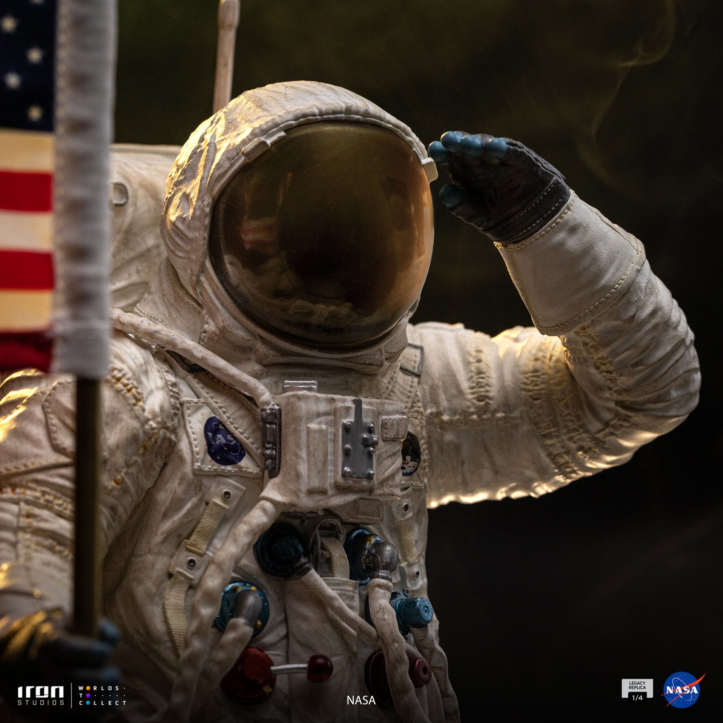 Apollo 11 Astronaut NASA 1/4 Scale Statue Pre-order
